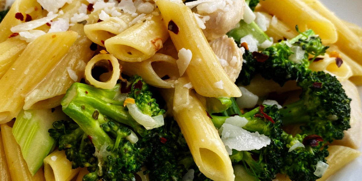 Creamy Chicken & Broccoli Pasta