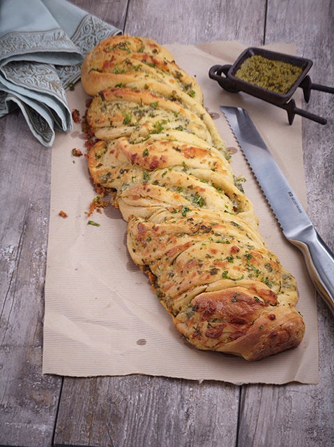 Cheesy Garlic Braid Bread