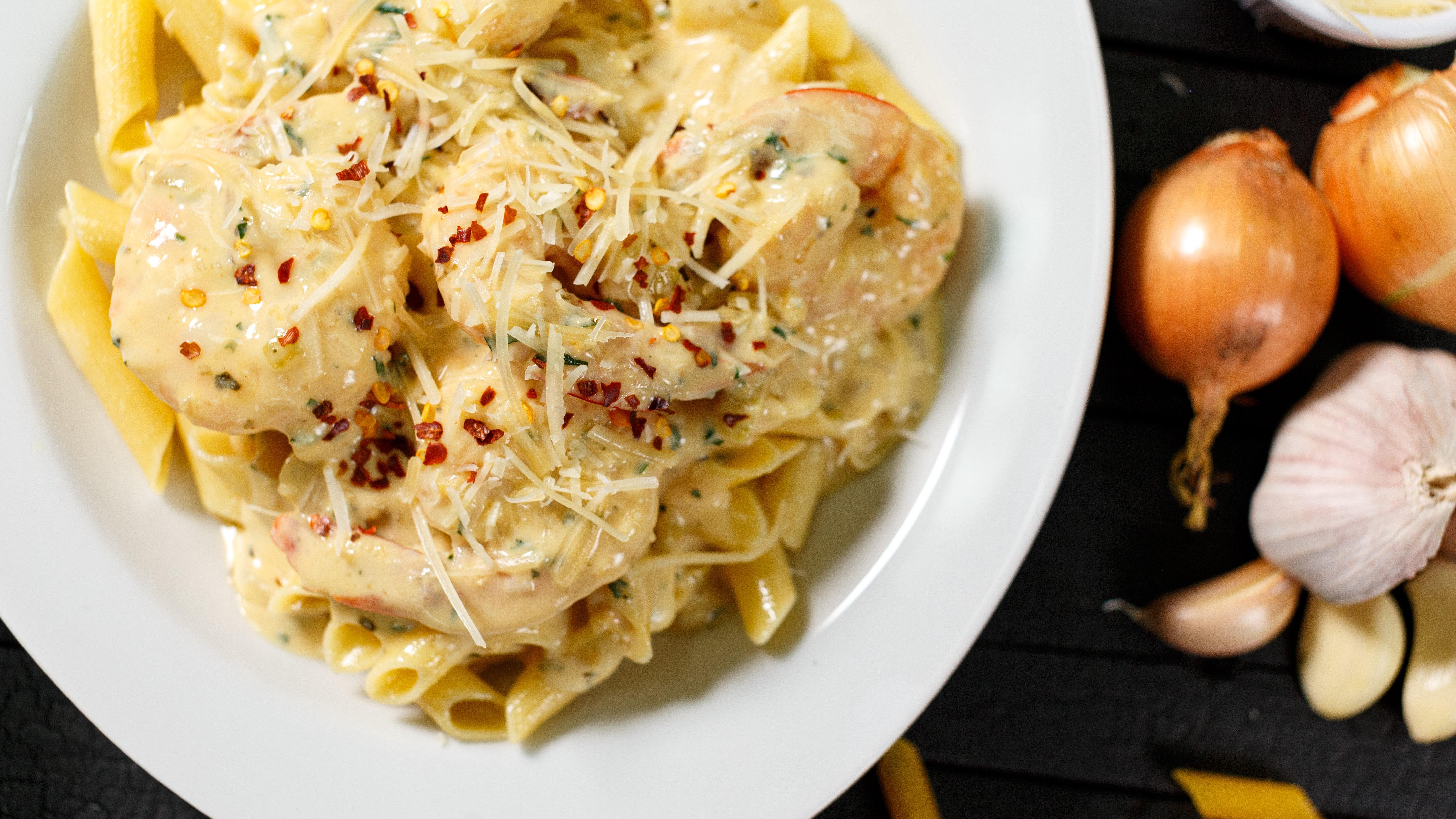 Shrimp Alfredo | Nestlé Recipes