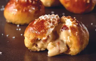 Mac Pretzel Bites