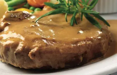 CREAMY HERBED PORK CHOPS