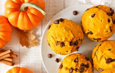 Pumpkin Chocolate Chip Cupcakes