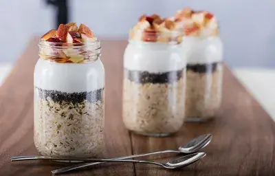 Apple Cinnamon Overnight Oats