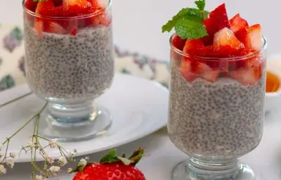 Strawberry Chia Pudding Strawberry Chia Pudding