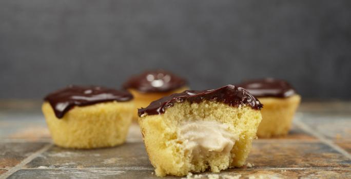 Boston Cream Pie Cupcakes