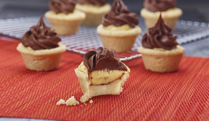 Éclair Cups