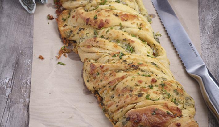 Cheesy Garlic Braid Bread